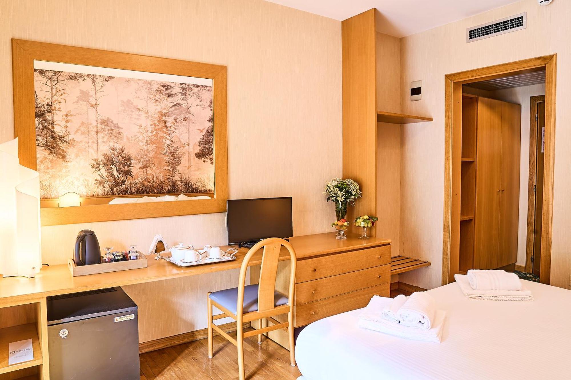 Hotel Camigliatello カミリアテッロ・シラーノ エクステリア 写真