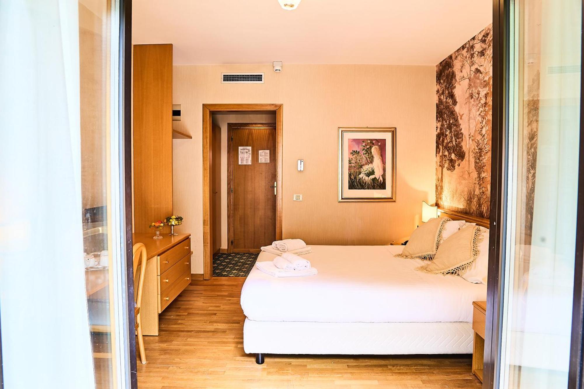 Hotel Camigliatello カミリアテッロ・シラーノ エクステリア 写真