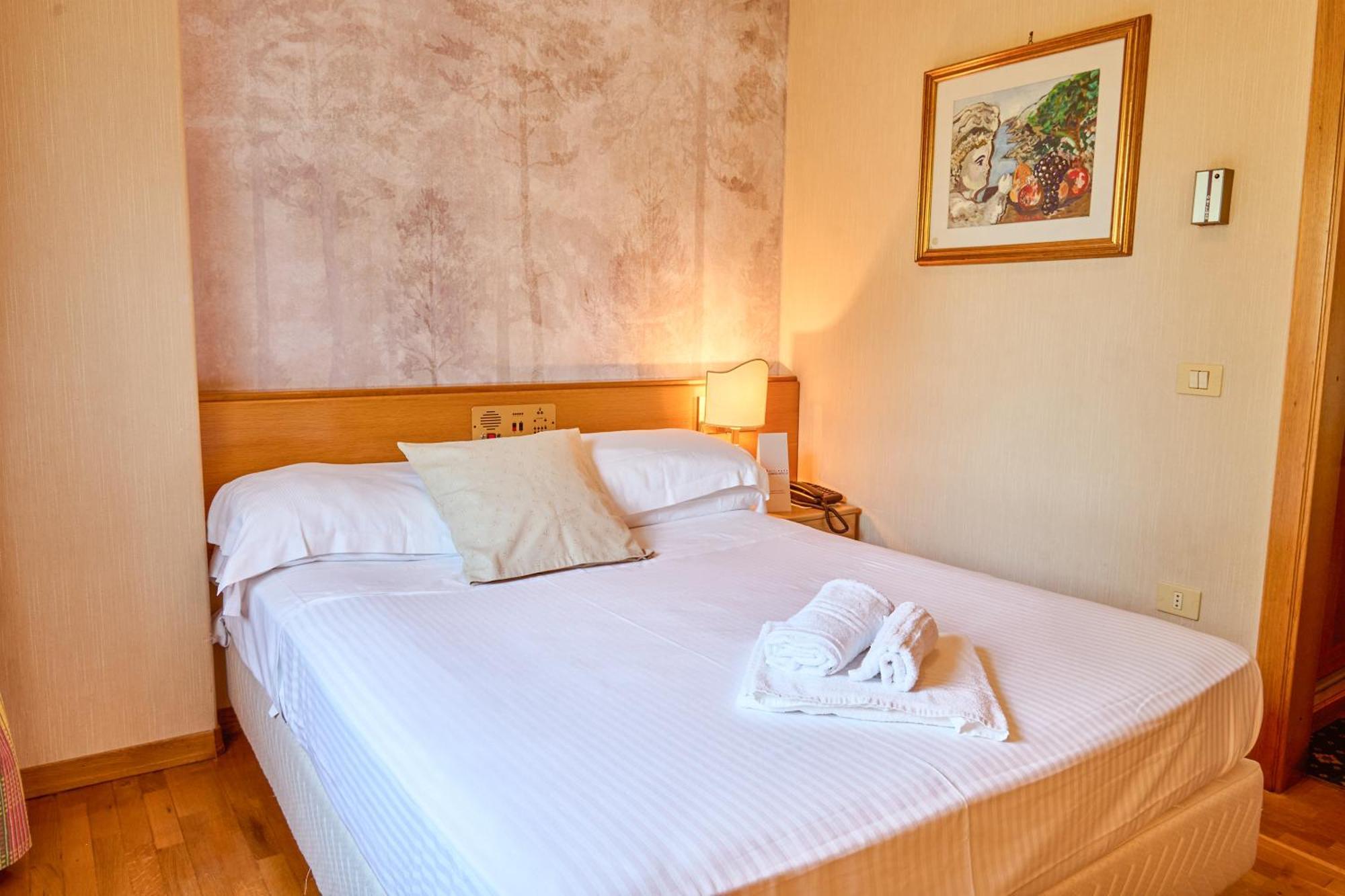 Hotel Camigliatello カミリアテッロ・シラーノ エクステリア 写真