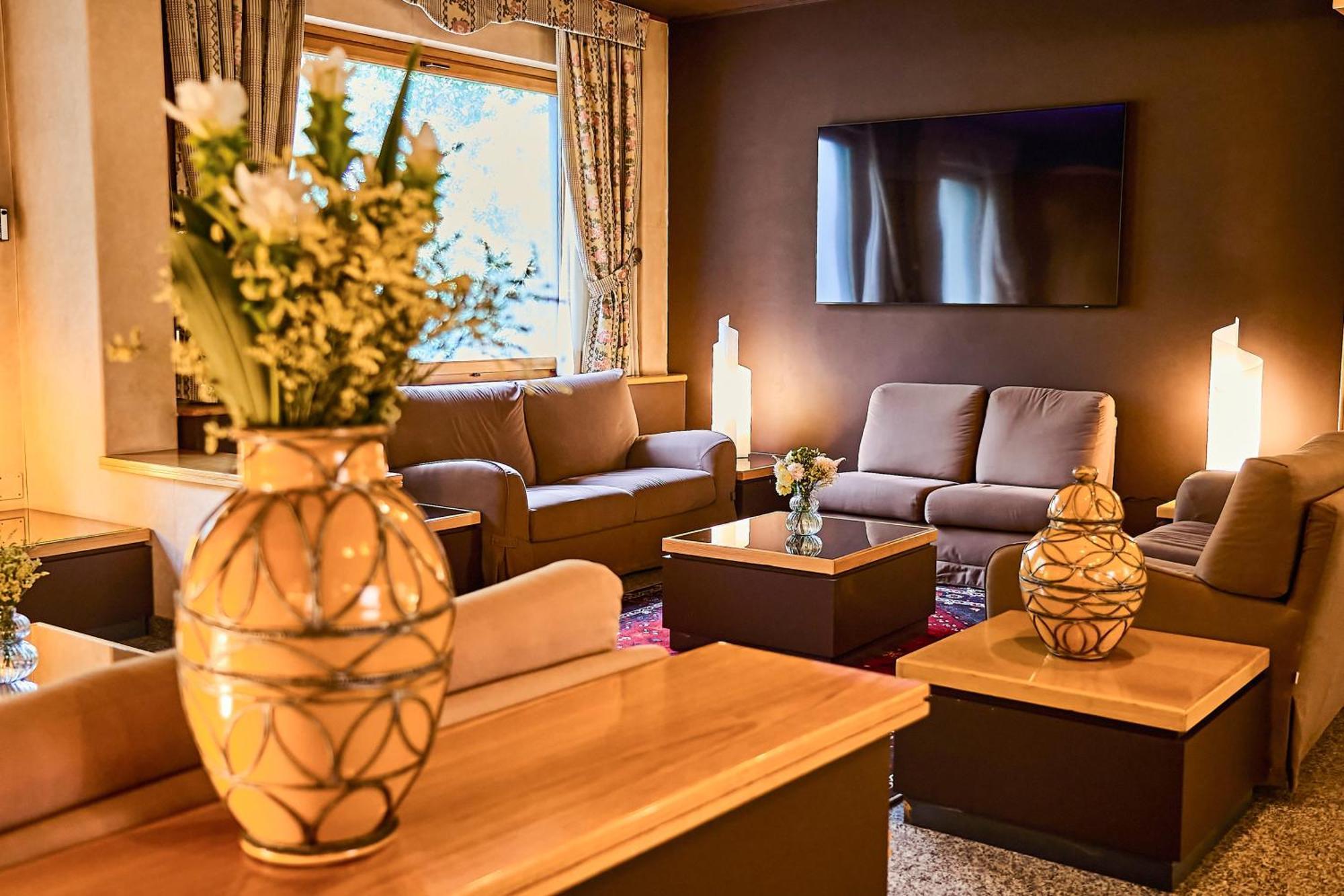 Hotel Camigliatello カミリアテッロ・シラーノ エクステリア 写真