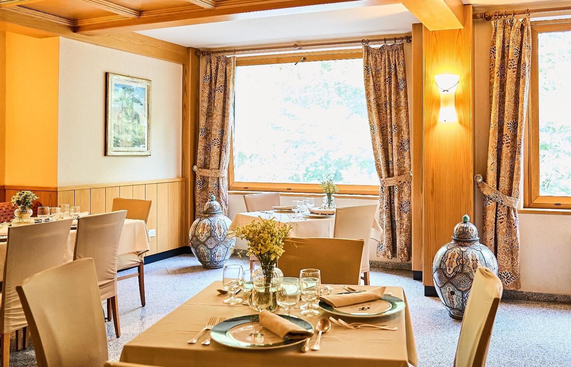 Hotel Camigliatello カミリアテッロ・シラーノ エクステリア 写真